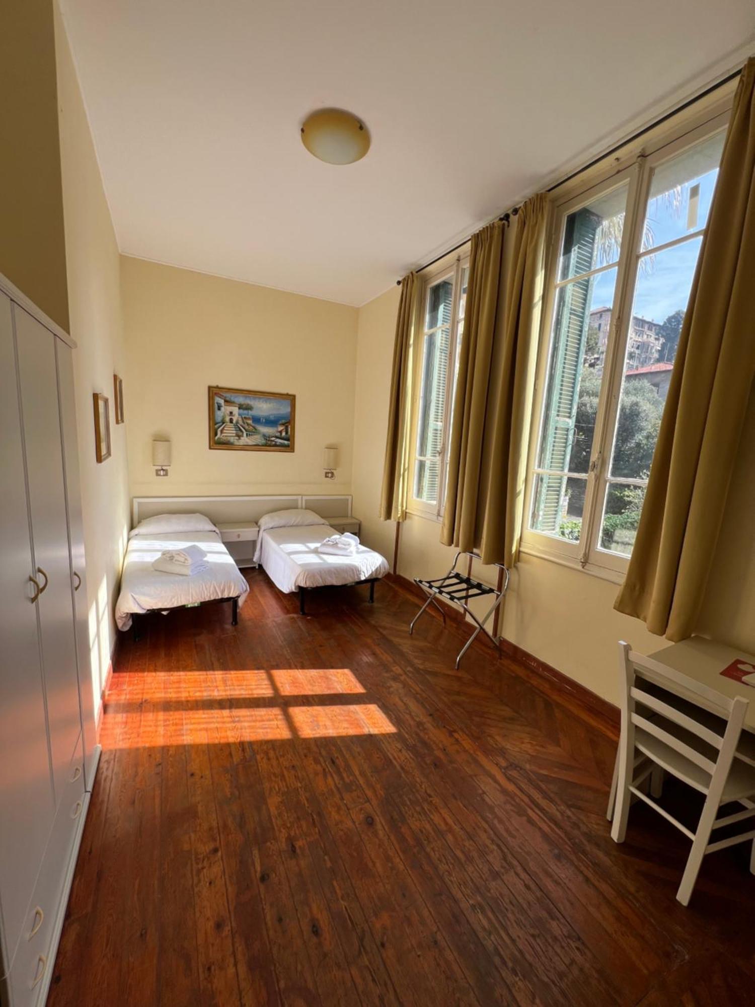 Hotel Petit Royal Ospedaletti Luaran gambar